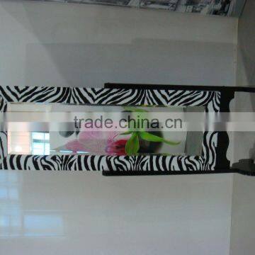 Modern spot horse swing mirror