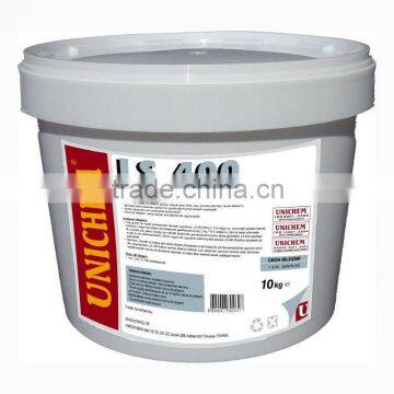 Acidic powder for concrete rusidue