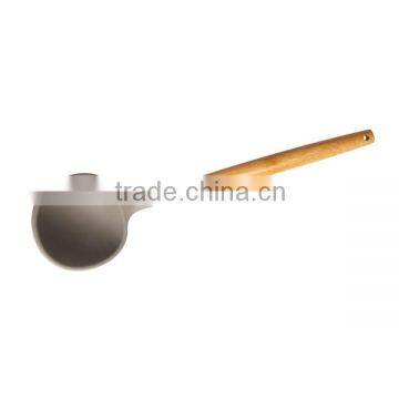 CK003 silicone cooking soup ladle with nylon inside+wooden handle