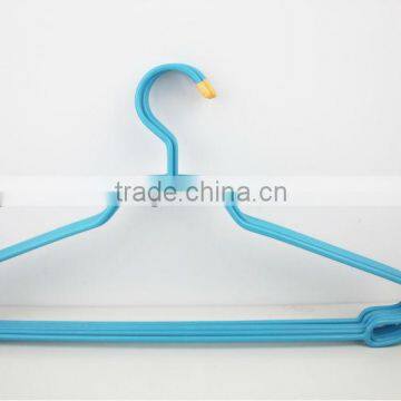 PE Coated Metal Hangers (5pcs) Durable