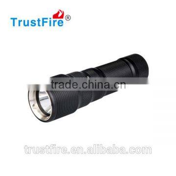 Wholesale alibaba TrustFire aluminum alloy portable scuba flashlight DF008 with 1*CREE XM-L 2 led 700 lumen diving flashlight