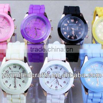 2013 Hot sale New Fashion wristwatches Ladies brand silicone watch jelly watch 14 color quartz watch for women men