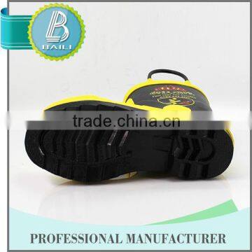 China Manufacturer 10 Years Experience Colorful Waterproof Yellow Women Rubber Rain Boots