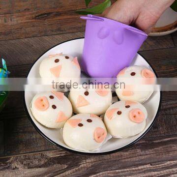 Colorful Animal Shape Silicone Oven Rack Guard Oven Glove Mit photo-4