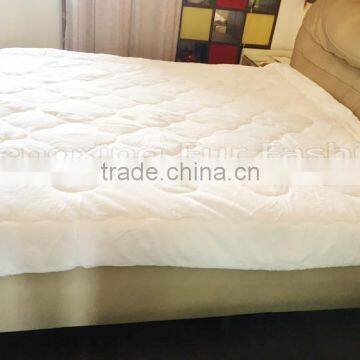 CX-Q-01 Cheap And Modern Bedding Coral Fleece Fabric Qulit photo-3