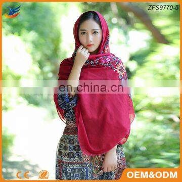 2017 hot selling embroidery style red head scarf