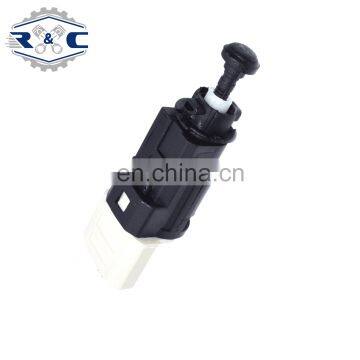 R&C High Quality Auto brake lighting switches 093197675 For Renault Nissan Vauxhall Opel Dacia Logan car braking light switch