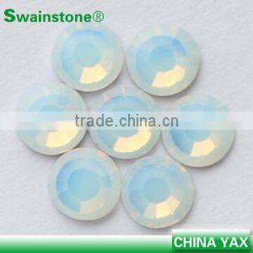 white opal hotfix crystals flatback,flat back crystals hotfix,hotfix flatback crystals for jewellery wedding dress evening dress