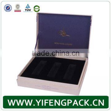 High quality elegant matt white magnet closure cardboard packaging cosmetic box with EVA insert