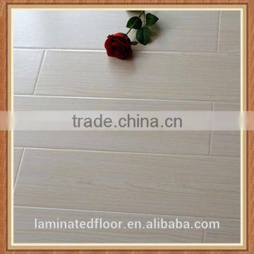 12.3mm White washed Pine laminated floor fade proof