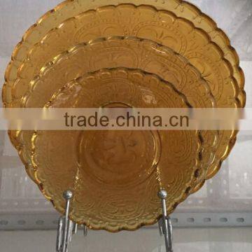 Chinese style engraved sodalime glass round yellow dinner wedding charger plate