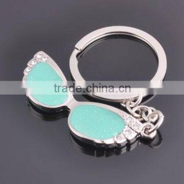 Your logo Metal alloy keychains gift Manufacturers Personalized enamel glasses keychain metal alloy