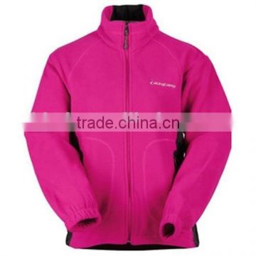 woman heavy fleece jacket