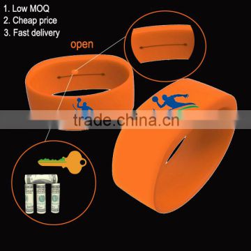 New Arrival silicone bracelets pocketbands hidden pocket 210X30MM