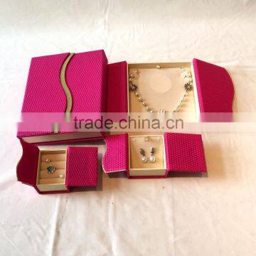 High Quality Special Paper Jewelry Packaing Box photo-4