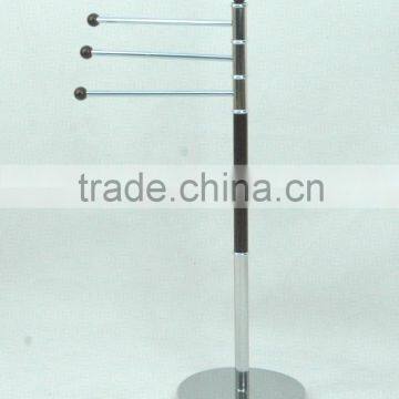 Wooden Pole Metal Rotating Standing Towel Rack Stand Chrome Base