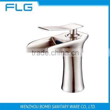 Factory New Product Brushed Nickel Waterfall Basin Bathroom Faucet FLG100078