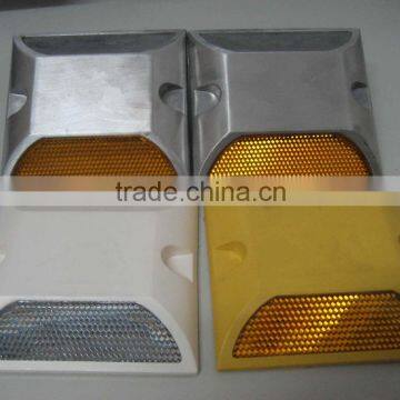 Low Price Road Traffic Stud With Plastic and Metal photo-3