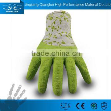 Crinkle latex coated flower pattern ladies gardening gloves