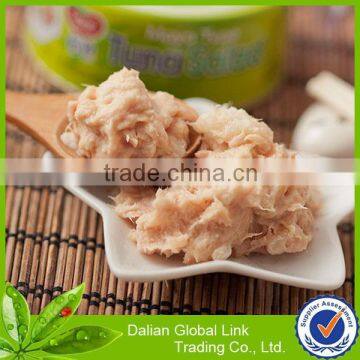 Canned tuna flake in 50% oil