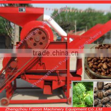 MOBILE Castor seed sheller/Remove Castor Thorn Shell Machine