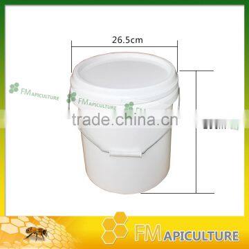 Plastic Honey Barrel; Hotsale Bee Keeping Tools Honey Bucket , Honey Tank Plastic. photo-2