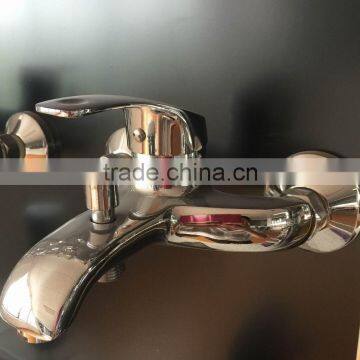 ECONOMIC BRASS BATH FAUCET photo-3