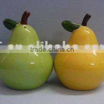 Pear Salt & Pepper Shaker