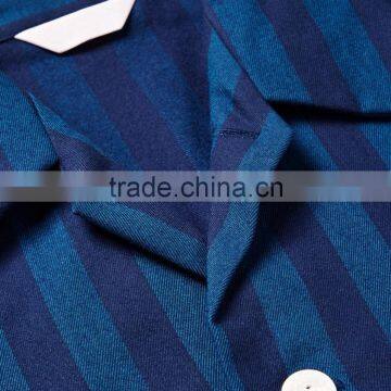 Navy Cotton Men's Sleepwearing Shirt and Pants Comfortable Loungewear With Notch Lapels and Patch Pockets photo-5