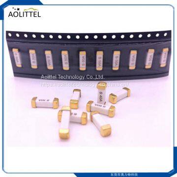 UL CUL 10.1mmx 3.1mm 4012 Fast-Acting Chip Fuse CQ40LF 500mA-40A 600VAC 350VDC With High Inrush High Breaking Capacity