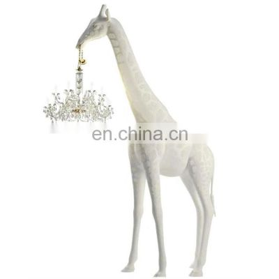 Customized New Design Indoor Home Hotel Decorative Lighting Crystal Chandelier Lights Animal Modern Giraffe Floor Lamp