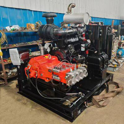 New High-Pressure Water Jetting for Road Marking Removal for Old Rubber on Airport Runways or Roads photo-1