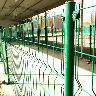 Galvanized 3D Curved Wire Mesh Fence With 5mm Wire Diameter for Industrial Security