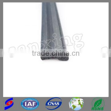 ROHS Customized l shape rubber strips