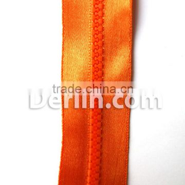 Orange purple 2016 Design Colour Satin Tape Plastic Zipper