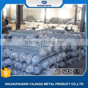 hot-dipped galvanized wire coated black chain link fence roll