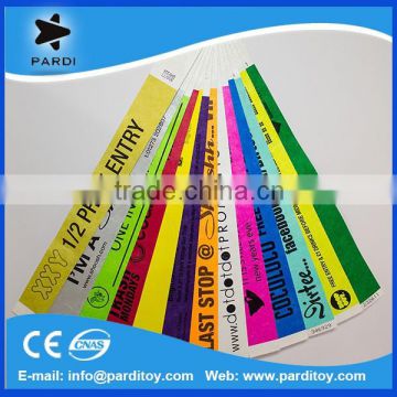 One time use customized waterproof tyvek/vinyl/paper wristbands                        
                                                Quality Choice