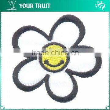 Yellow Smiling Black Flower White Twill Fabric Embroidery Clothing School Uniform Patches