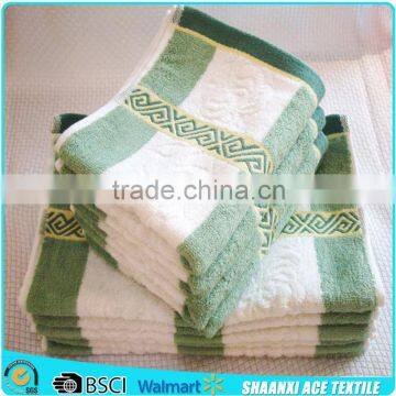 Green and white color jacquard towel bath cotton towel