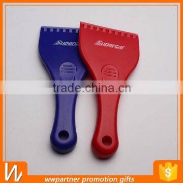 Translucent Plastic Snow Scraper / Plastic Scraper With Handle photo-3
