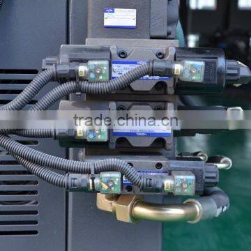 160Ton Ningbo Good Price Plastic Injection Molding Machine photo-3