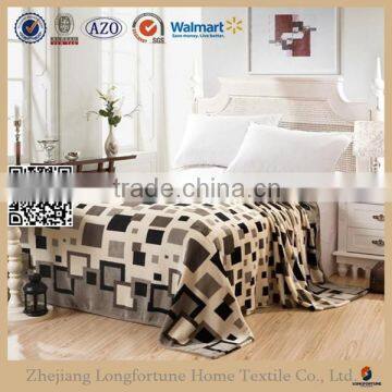 China Suppliers quilt blankets rebel wholesale plush blankets cuddly panda blanket