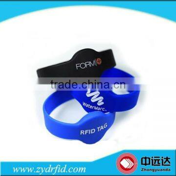 China custom silicon waterproof wristband