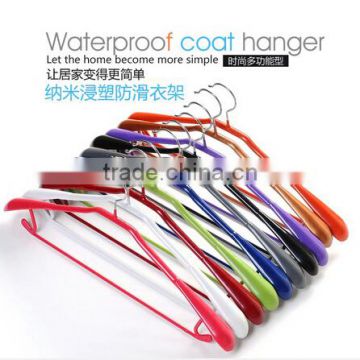 Plastic dipping plastic clothes rack without trace clothes hanger