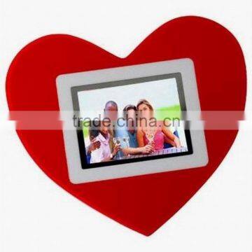 2.4 Inch Heart-Shaped Digital Photo Frame LS Eplus