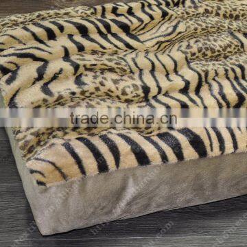 Lovely Animal Shaped Stuffed Plush Pet Dog Bed photo-4