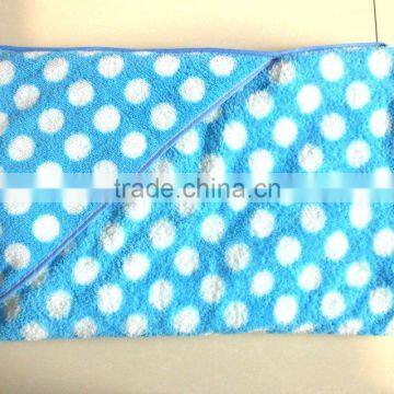2015 China Supplier Plain Color Dot Microfiber Baby Hooded Towel photo-5