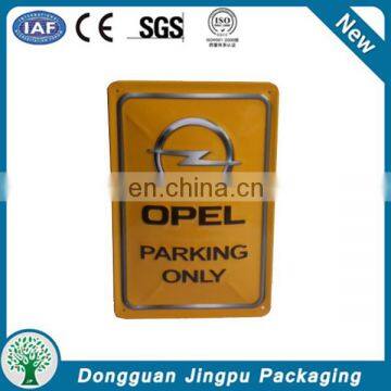 Custom Printed Fashion Metal Tin Sign Made in Dongguan