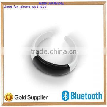 fashional and OEM model 2013 bluetooth vibrating bracelet white