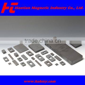 Block ferrite magnet